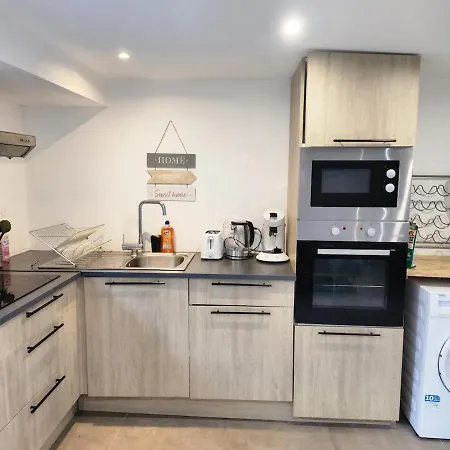 Duplex Near University, Hippodrome, Shopping Center * Pau