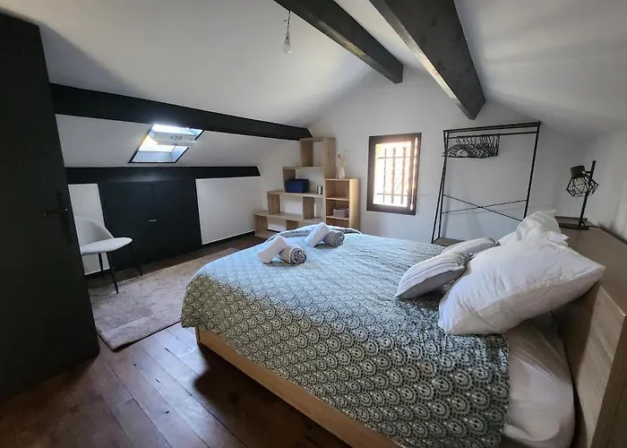 Duplex Near University, Hippodrome, Shopping Center Dom wakacyjny